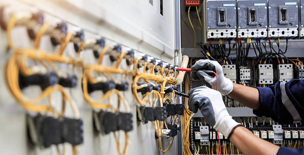Professional Electrician technician working in Spearman, TX